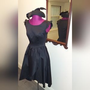 NWT Hearts & Roses London Black Hight-Low Fit & Flare Dolly Dress - US 6 / UK 10